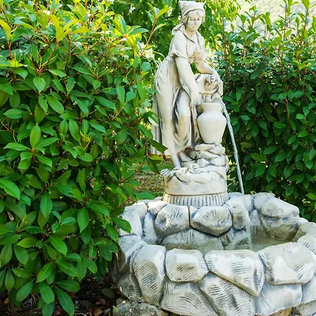 Semesterbostad Four-bedroom With A Fireplace 09